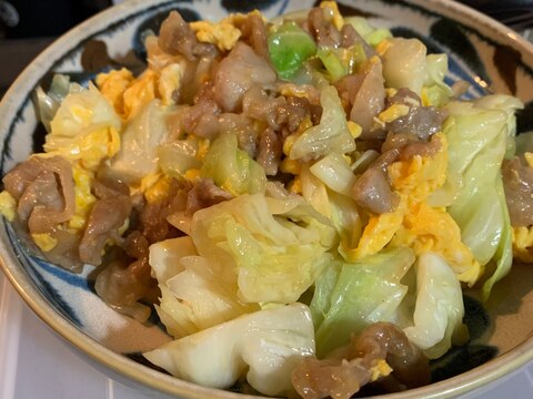 これは学生飯！豚肉と玉子のバター炒め